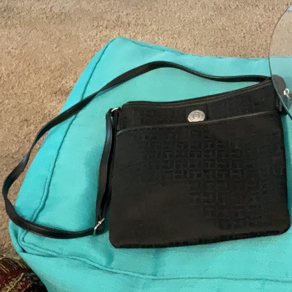 Tommy Hilfiger Fabric Elegant Black Shoulder Bag